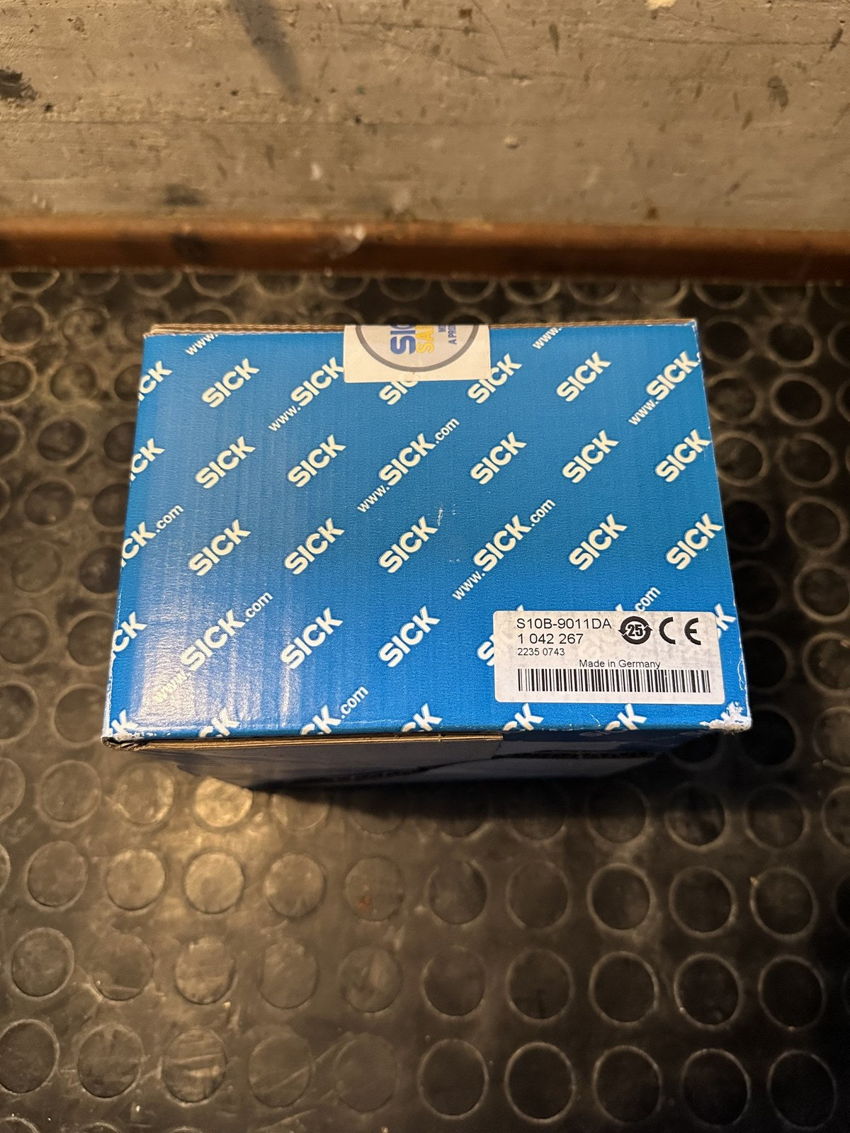 Boxed SICK S10B-9011DA S100 laser scanner