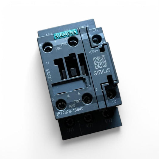 Siemens 3RT20281BB40 power contactor 18.5kW, DC 24V front view — industrial automation spare part by Samonde