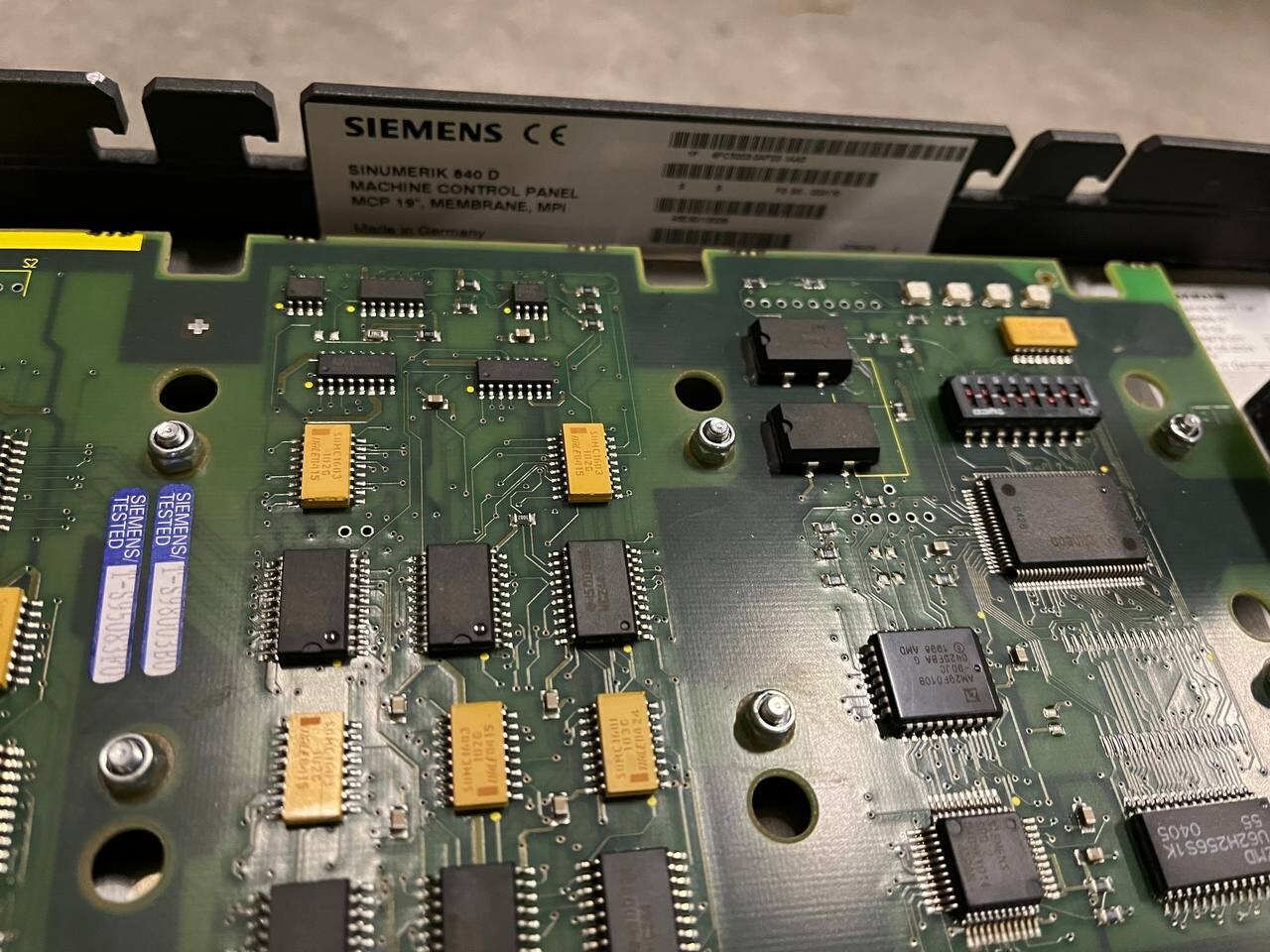 Siemens Sinumerik MCP 483 6FC5203-0AF22-1AA0 — tested industrial automation part by Samonde