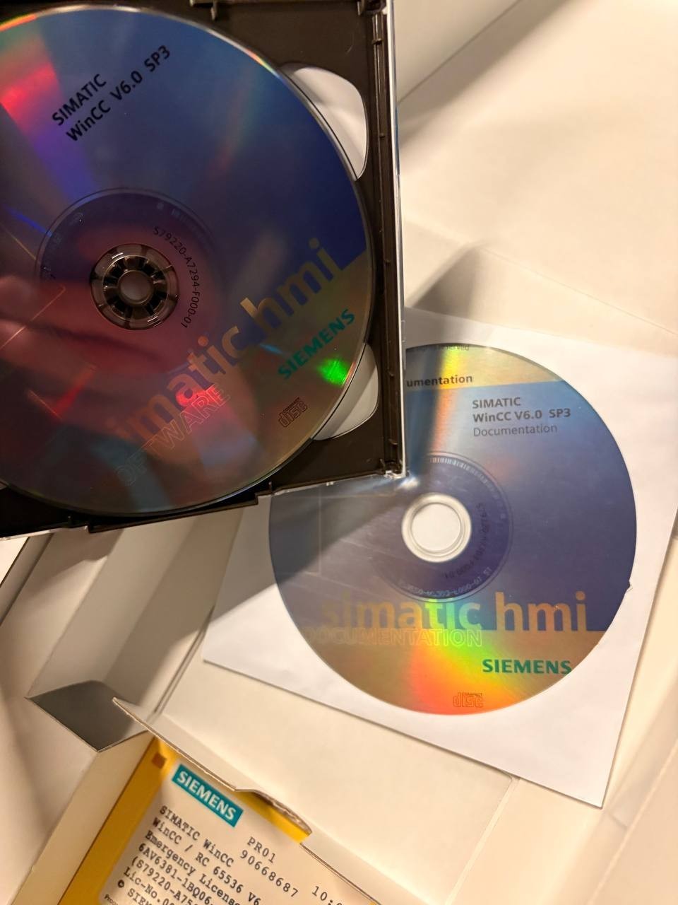Siemens 6AV6381-1BH06-2AX0 - Simatic WinCC V6.2 Runtime  8192 Software — tested industrial automation part by Samonde