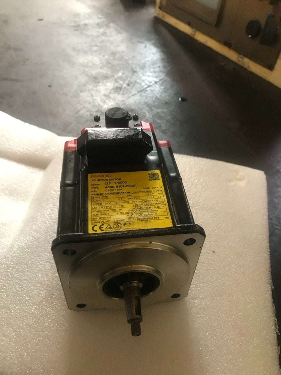Fanuc AC Servo Motor A06B-0202-B000 | Alpha 2/2000 | Keyed Shaft — tested industrial automation part by Samonde