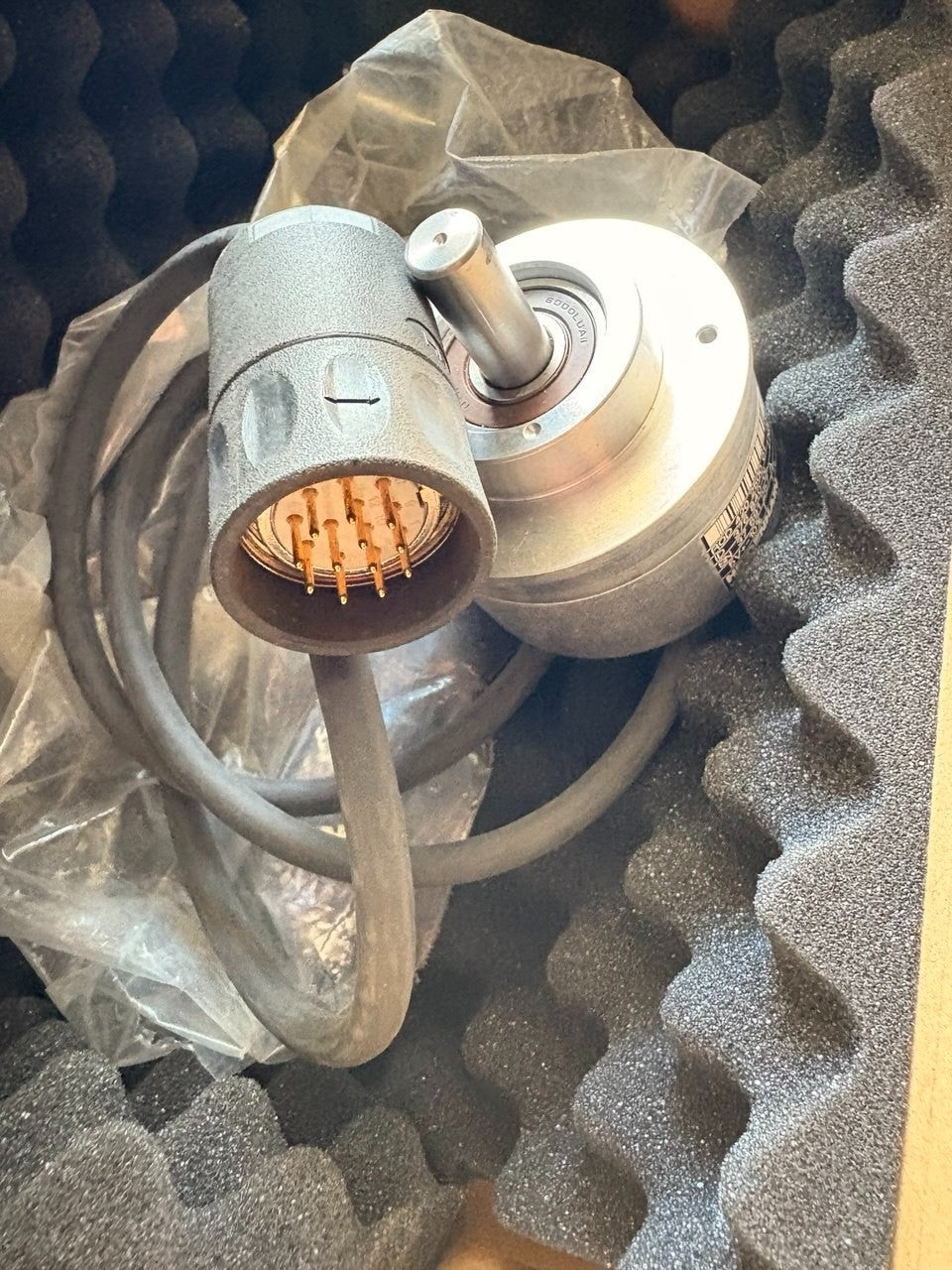 ROD 420 2500 01-03 Encoder 376840-0L – Used Tested – N3 Version — tested industrial automation part by Samonde
