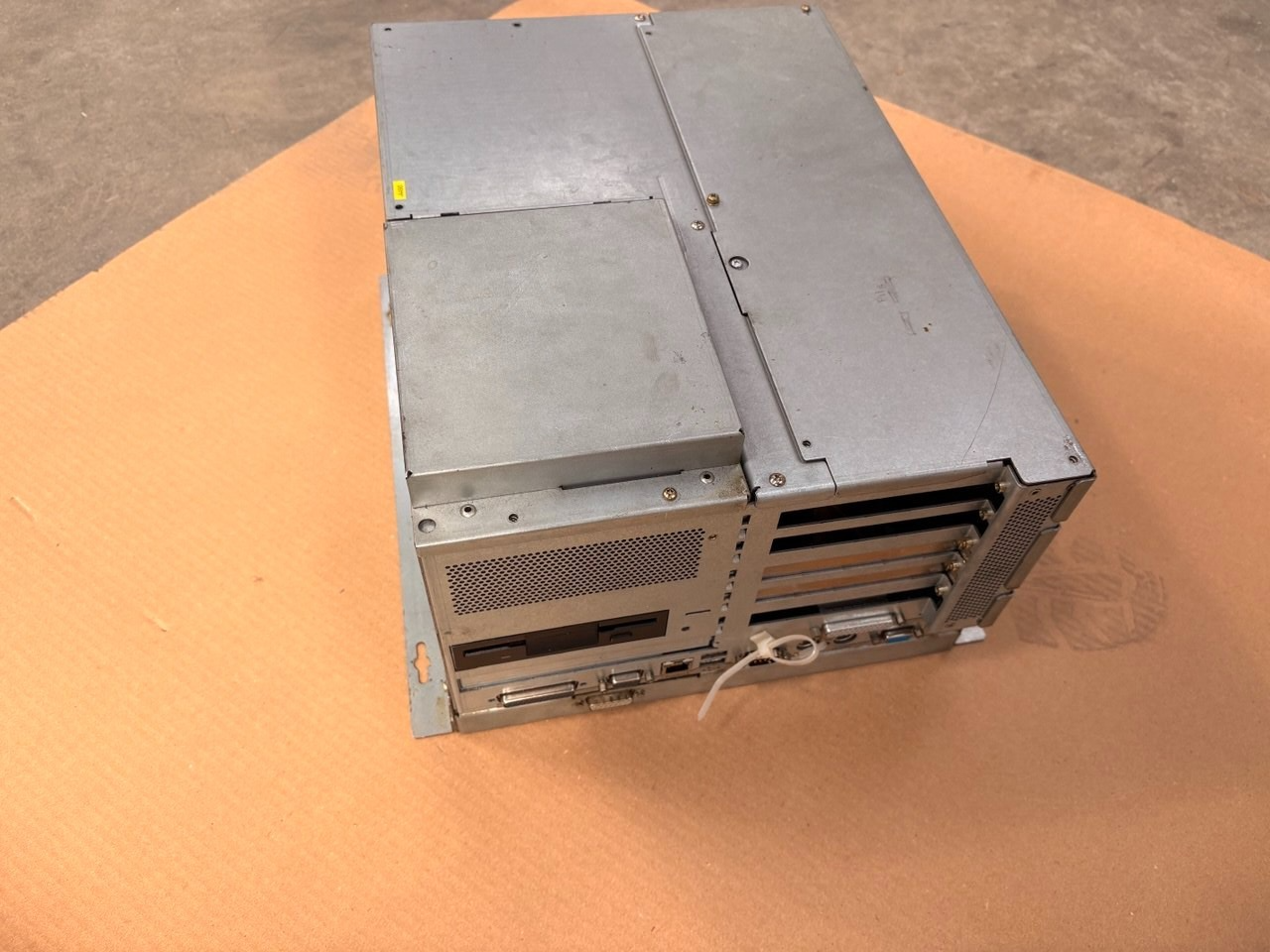 Siemens 6AV7714-1DC42-0AD0  SINUMERIK Panel PC 870 Dezentral — tested industrial automation part by Samonde