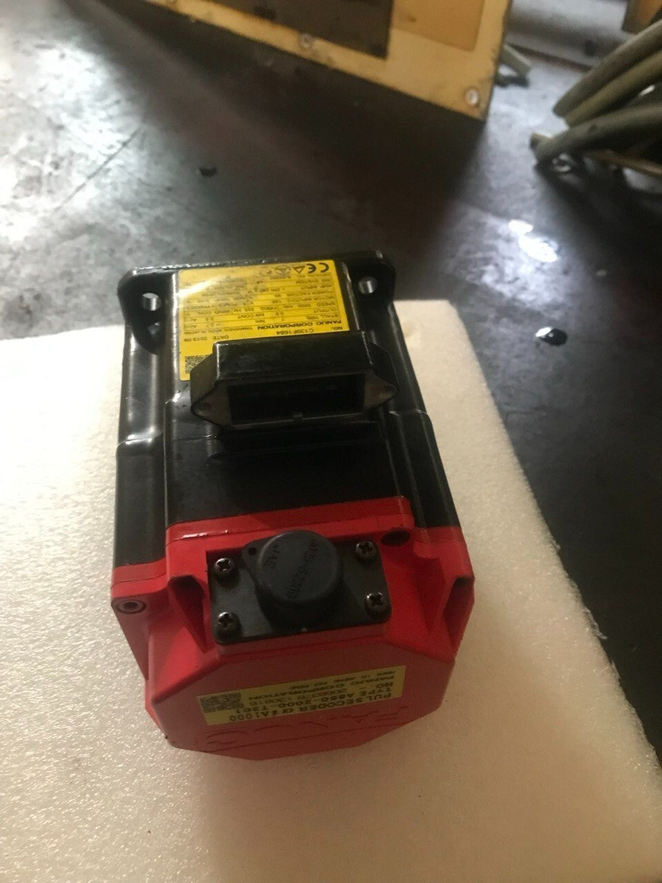 Fanuc AC Servo Motor A06B-0202-B000 | Alpha 2/2000 | Keyed Shaft — tested industrial automation part by Samonde
