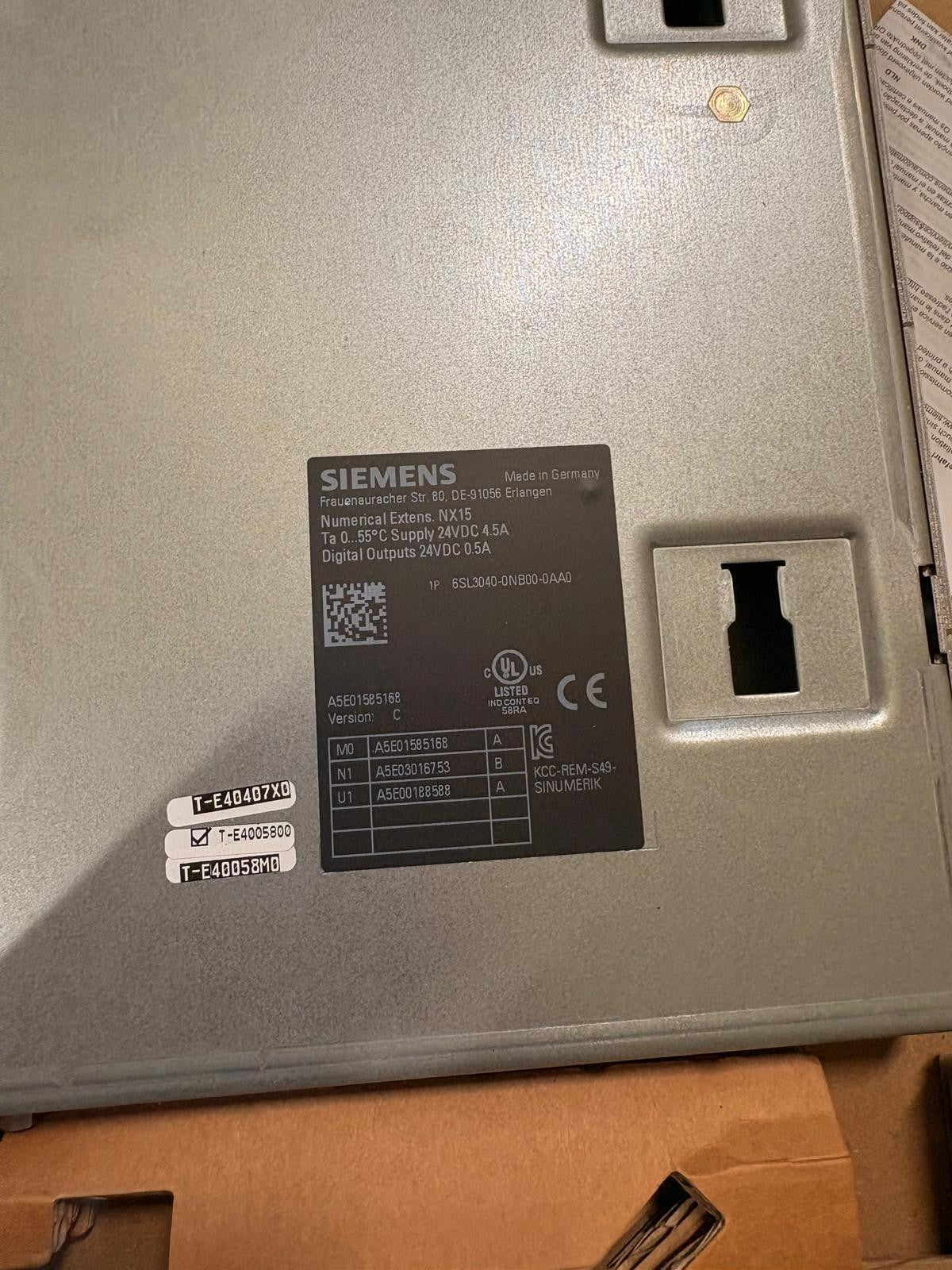 Siemens 6SL3040-0NB00-0AA0 SINAMICS Control Unit | Refurbished — tested industrial automation part by Samonde