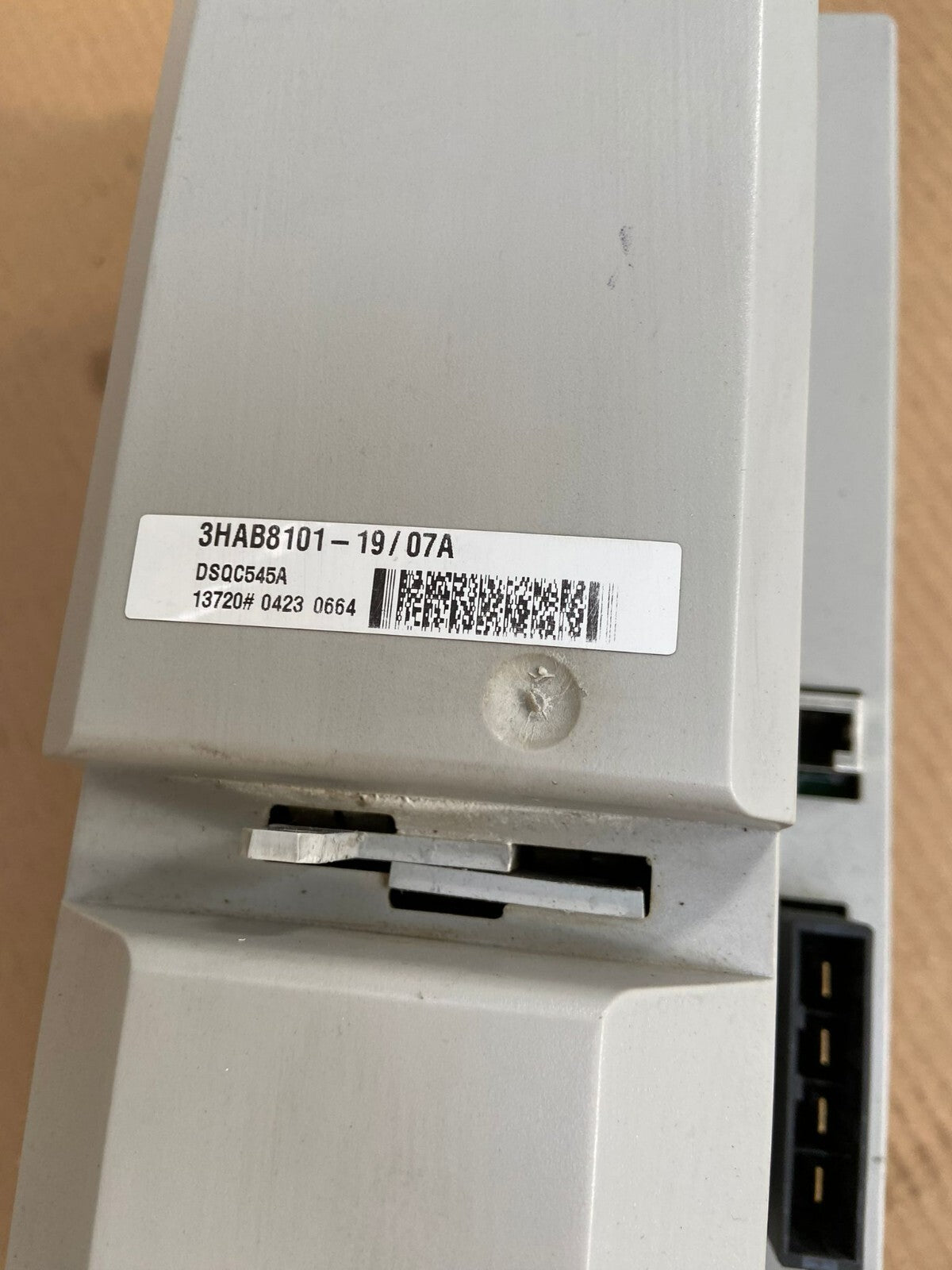 ABB DSQC545A Main Drive Unit 3HAB8101-19 | Robot Servo Regulator — tested industrial automation part by Samonde