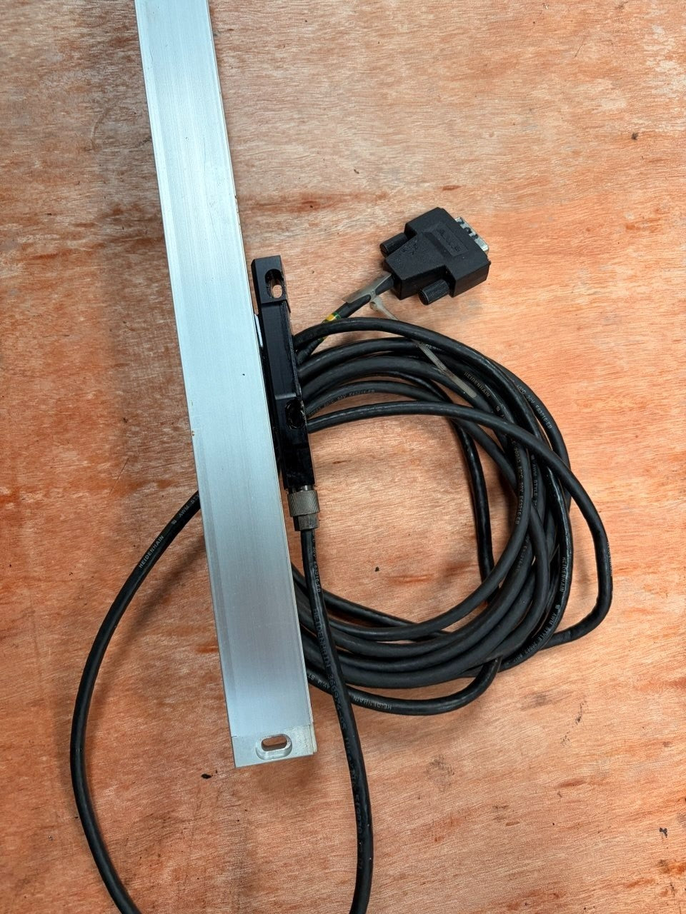 LS 388C - ML 670mm - Linear Encoder IdNr: 516270-13 - head AE LS 388C — tested industrial automation part by Samonde