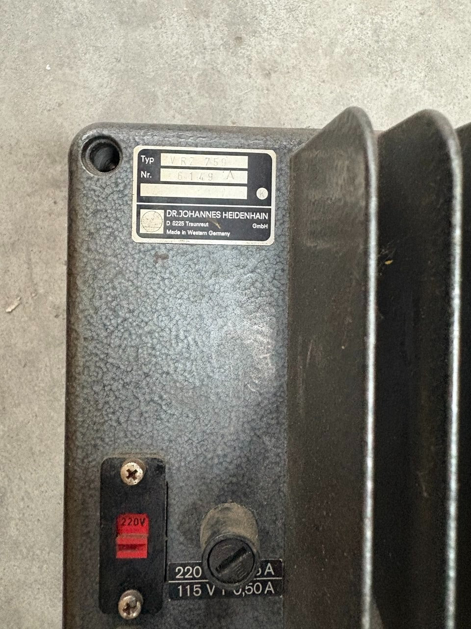 Heidenhain VRZ 759 Positip Digital Readout Display | DRO Counter — tested industrial automation part by Samonde