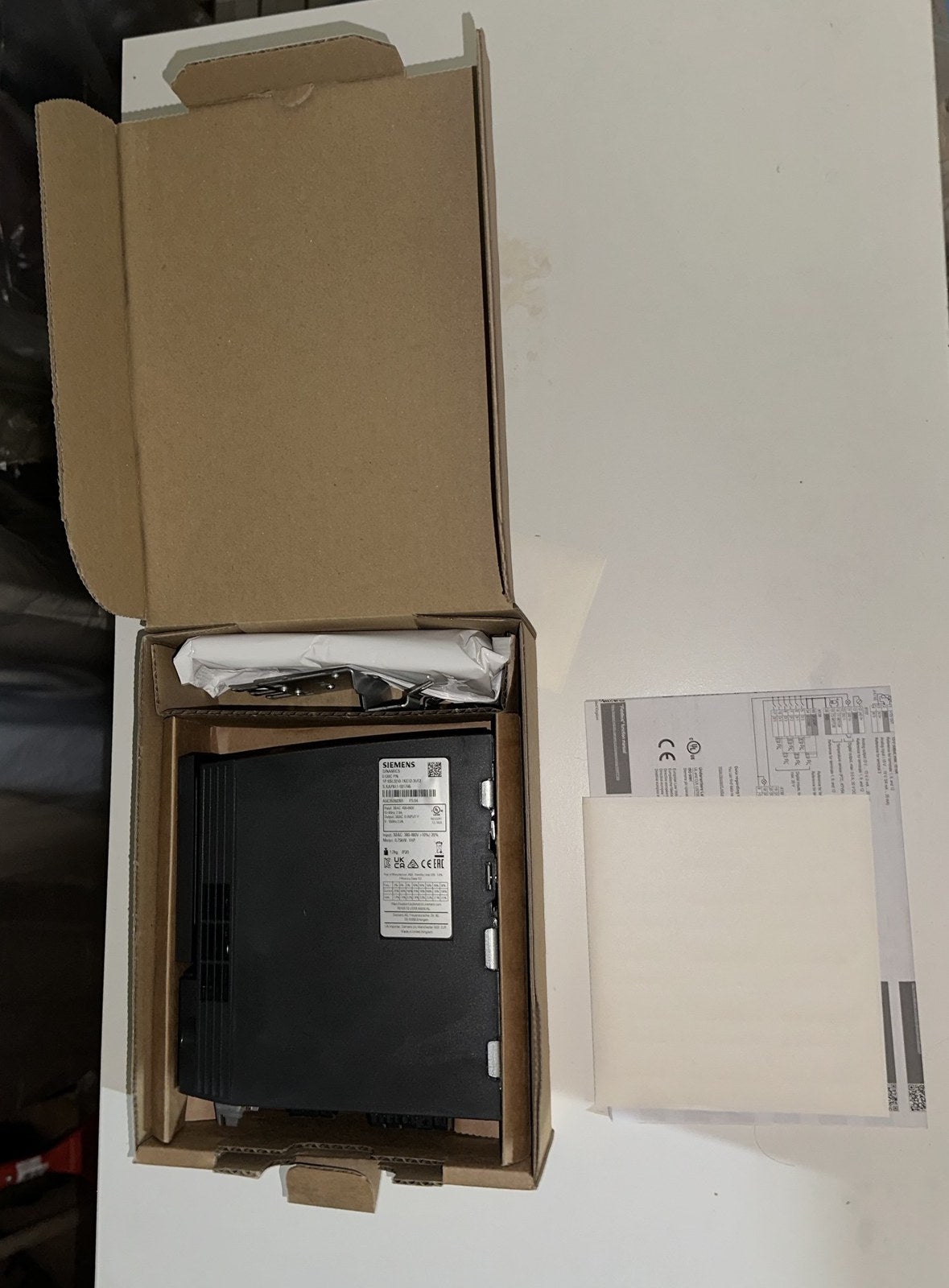 Siemens SINAMICS G120C PN 6SL3210-1KE12-3UF2 frequency converter in its original box