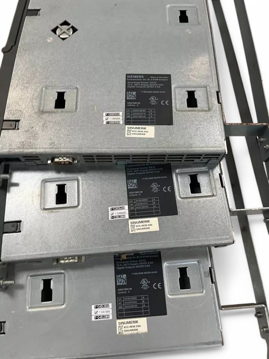 SIEMENS SINUMERIK NX10 6SL3040-0NC00-0AA0 detail view — industrial automation spare part by Samonde