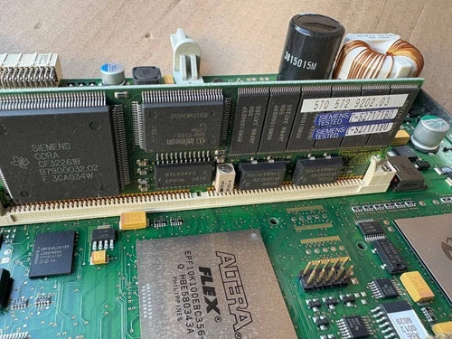 Siemens Sinumerik 810D 6FC5410-0AY03-0AA1 CPU CCU3 Ver A detail view — industrial automation spare part by Samonde