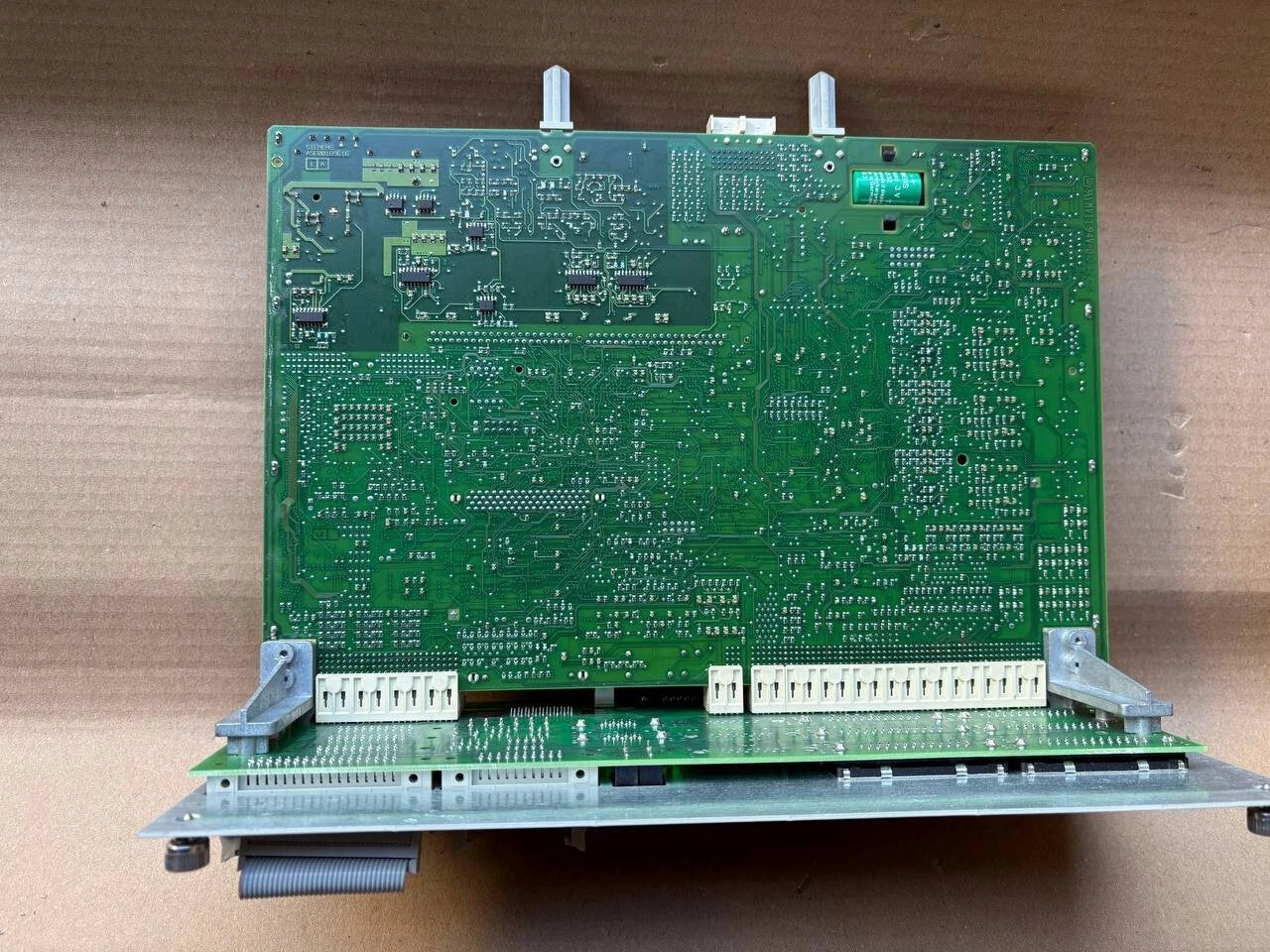 Siemens Sinumerik 810D 6FC5410-0AY03-0AA1 CPU CCU3 Ver A package view — industrial automation spare part by Samonde