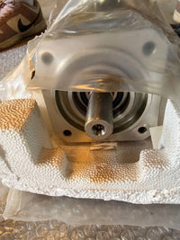 Siemens SIMOTICS S Servomotor 1FK7042-5AF71-1TH0 Synchronous Motor New — tested industrial automation part by Samonde