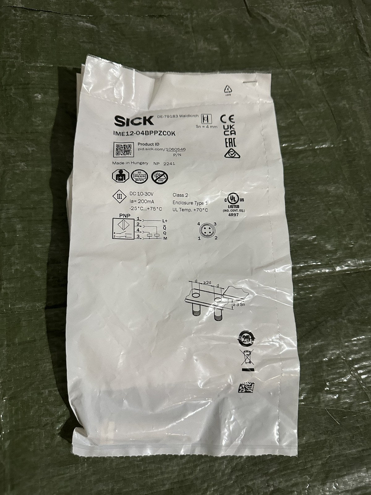 SICK IME12-04BPPZC0K bag label: P/N 1060546, Sn 4 mm, PNP, DC 10-30 V, made in Hungary