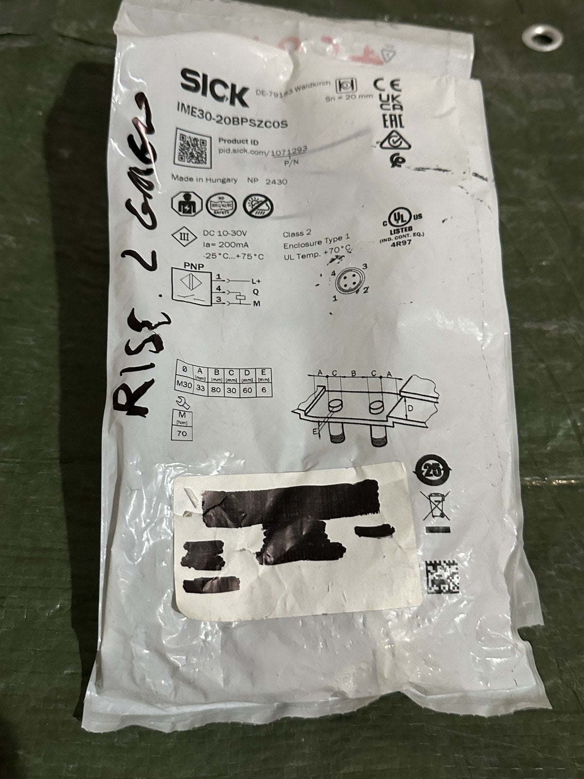 SICK IME30-20BPSZC0S bag label: P/N 1071293, Sn 20 mm, PNP, DC 10-30 V, made in Hungary