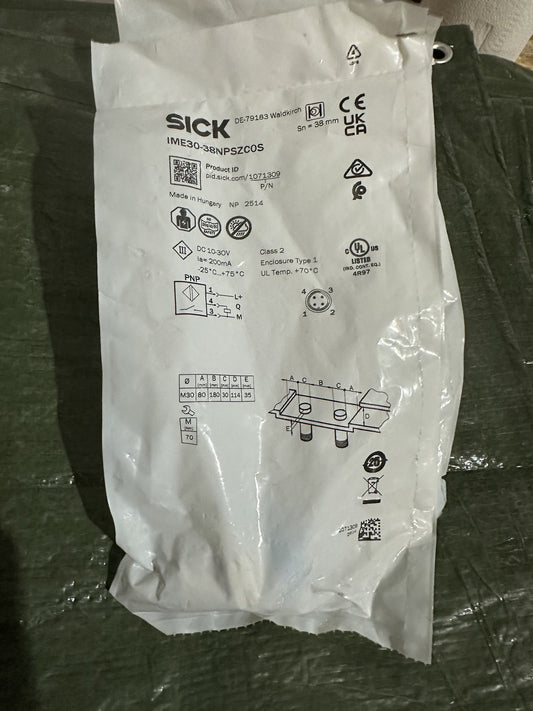 SICK IME30-38NPSZC0S bag label: P/N 1071309, Sn 38 mm, PNP, DC 10-30 V, made in Hungary