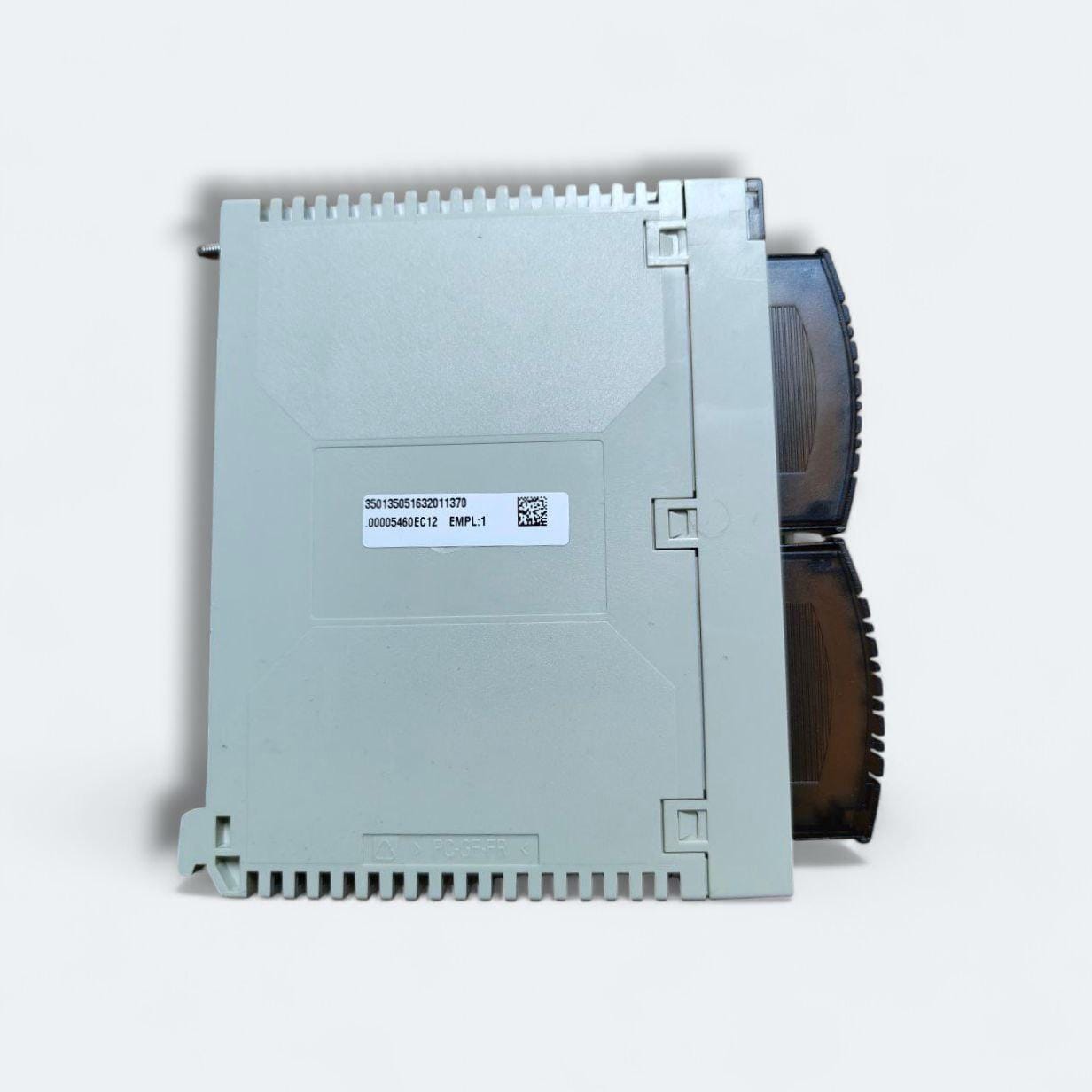 SCHNEIDER-ELECTRIC TSXH5744M CPU Processor. TSX H5744M side view — industrial automation spare part by Samonde