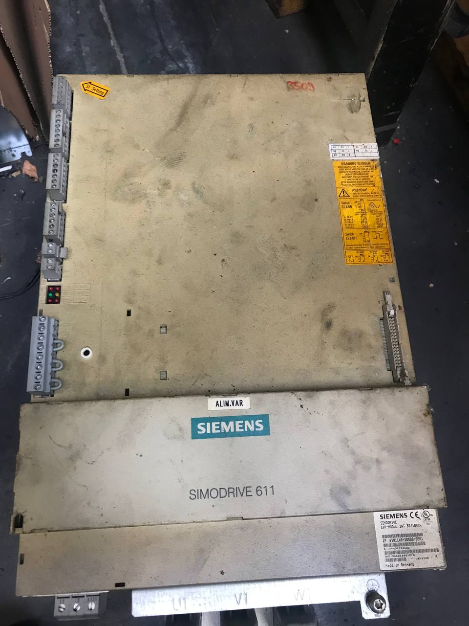 SIEMENS SIMODRIVE / Power Supply E/R-MODUL INT /6SN1145-1BB00-0EA1 / VERSION A front view — industrial automation spare part by Samonde