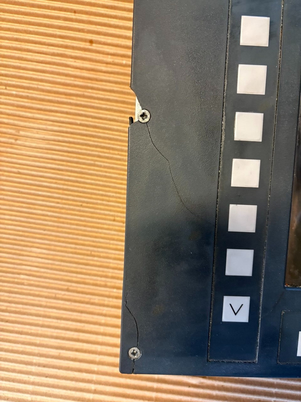 Siemens 6FC5610-0BA10-0AA1 SINUMERIK OP010 CNC Operator Panel label view — industrial automation spare part by Samonde